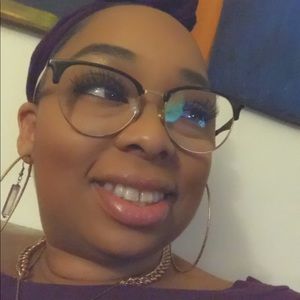 Meet your Posher, Alexandria